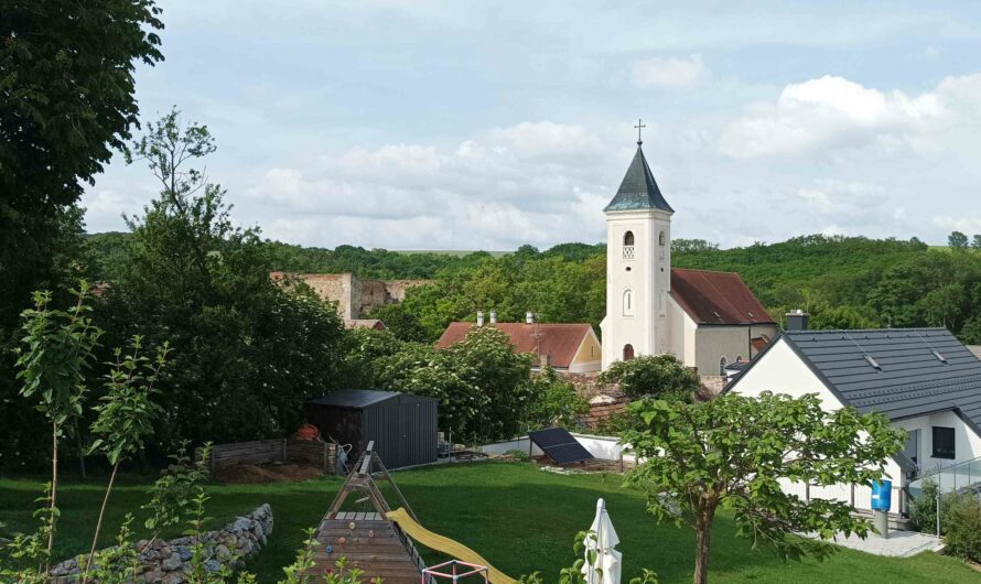 Kirche und Schlossruine Wenzersdorf